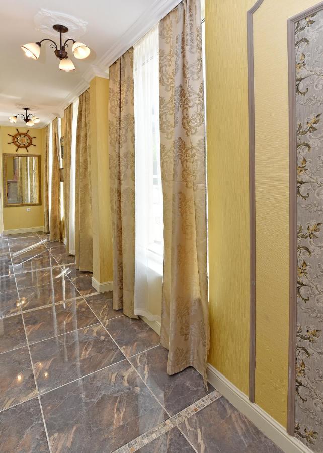 Sirena Palace Family Hotel ออบซอร์ ภายนอก รูปภาพ