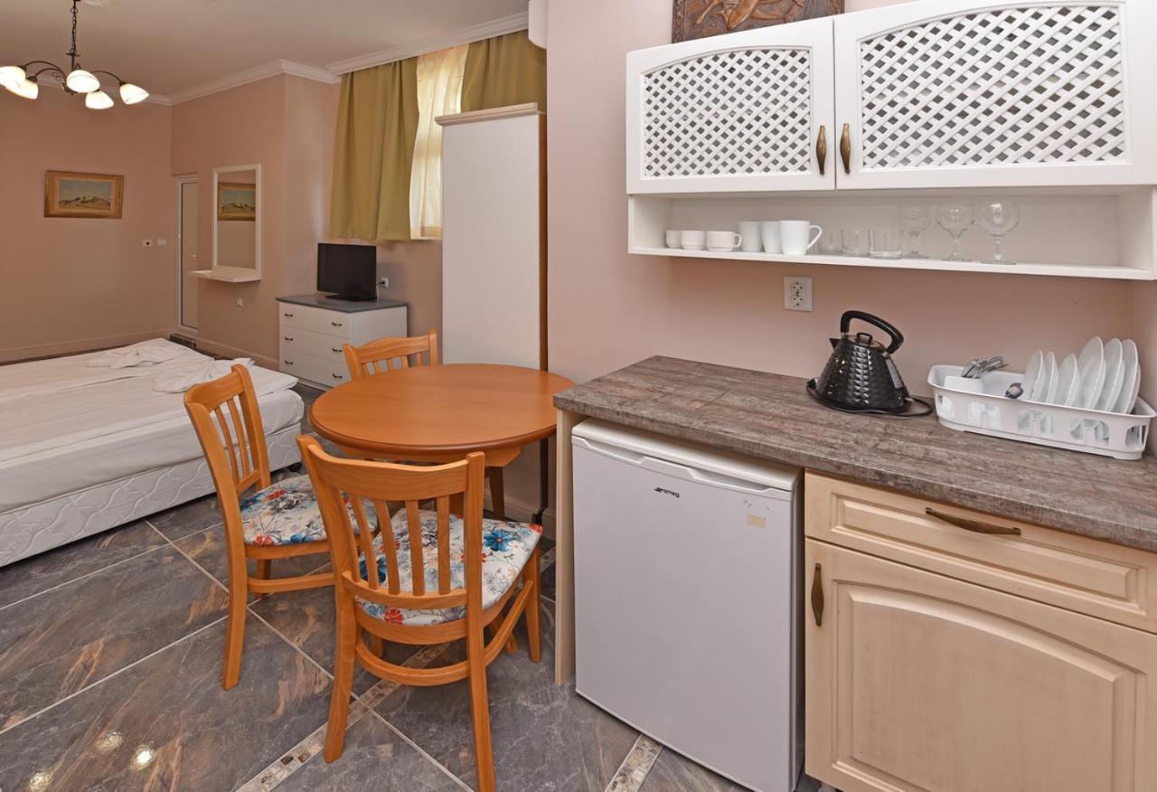 Sirena Palace Family Hotel ออบซอร์ ภายนอก รูปภาพ