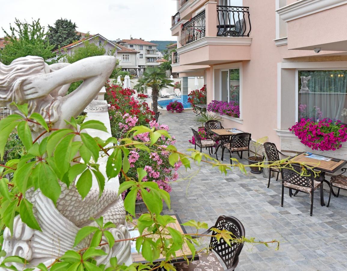 Sirena Palace Family Hotel ออบซอร์ ภายนอก รูปภาพ