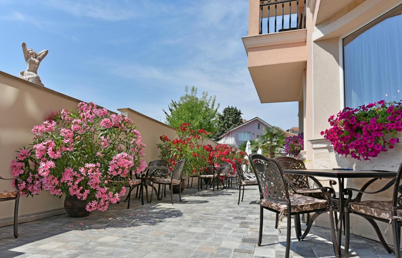 Sirena Palace Family Hotel ออบซอร์ ภายนอก รูปภาพ