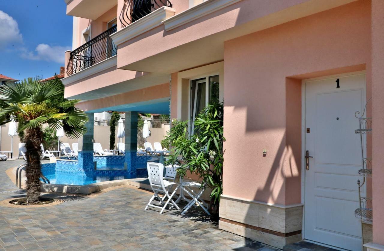 Sirena Palace Family Hotel ออบซอร์ ภายนอก รูปภาพ